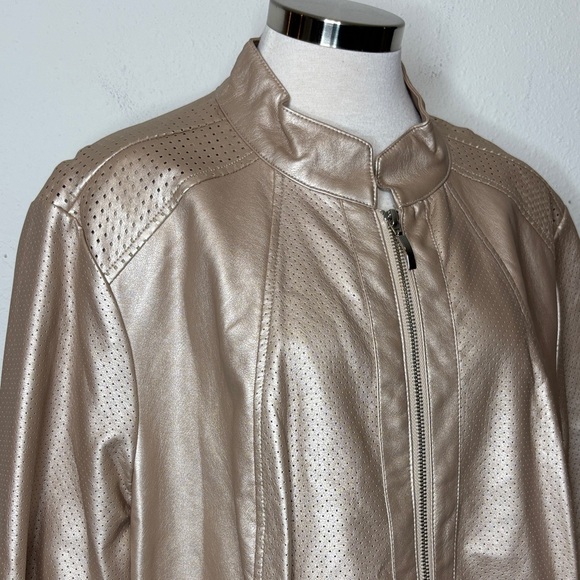 CJ Banks size 2X Women's Metallic rose gold faux Leather Jacket - Picture 2 of 8